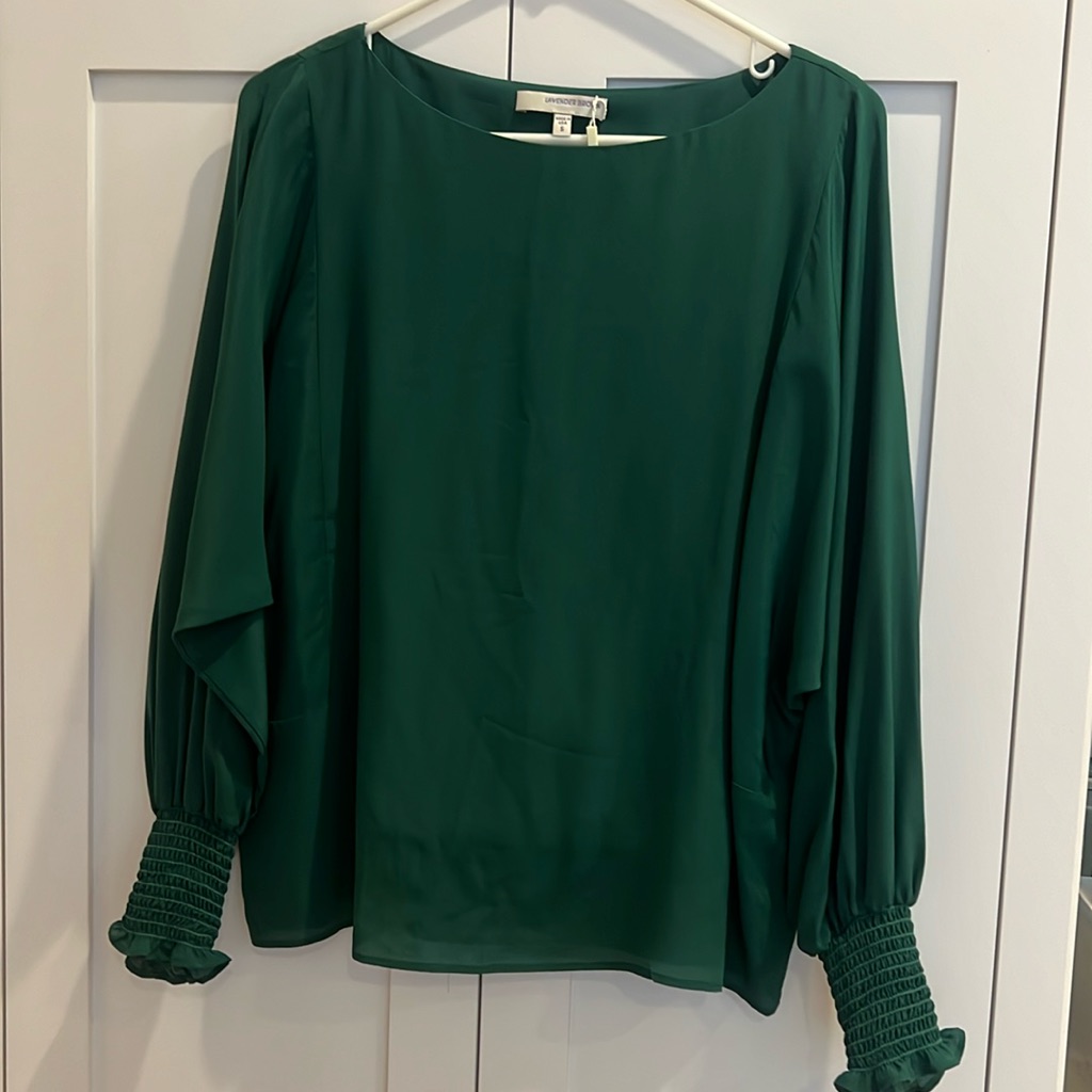 Lavender Brown Long Sleeve Scoop Neck Top. Small